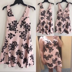 Trixxxi Pale pink & black rose dress. XL